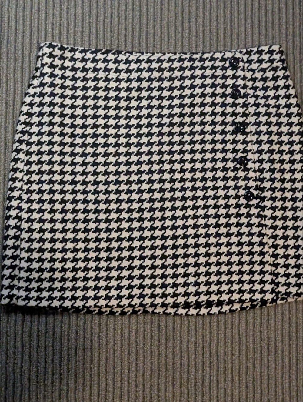 Vince Camuto Houndstooth Tweed Skirt Size 18w